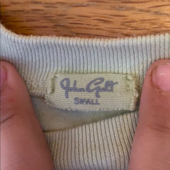 Brandy Melville light green/cream cropped shirt - Picture 4 of 4